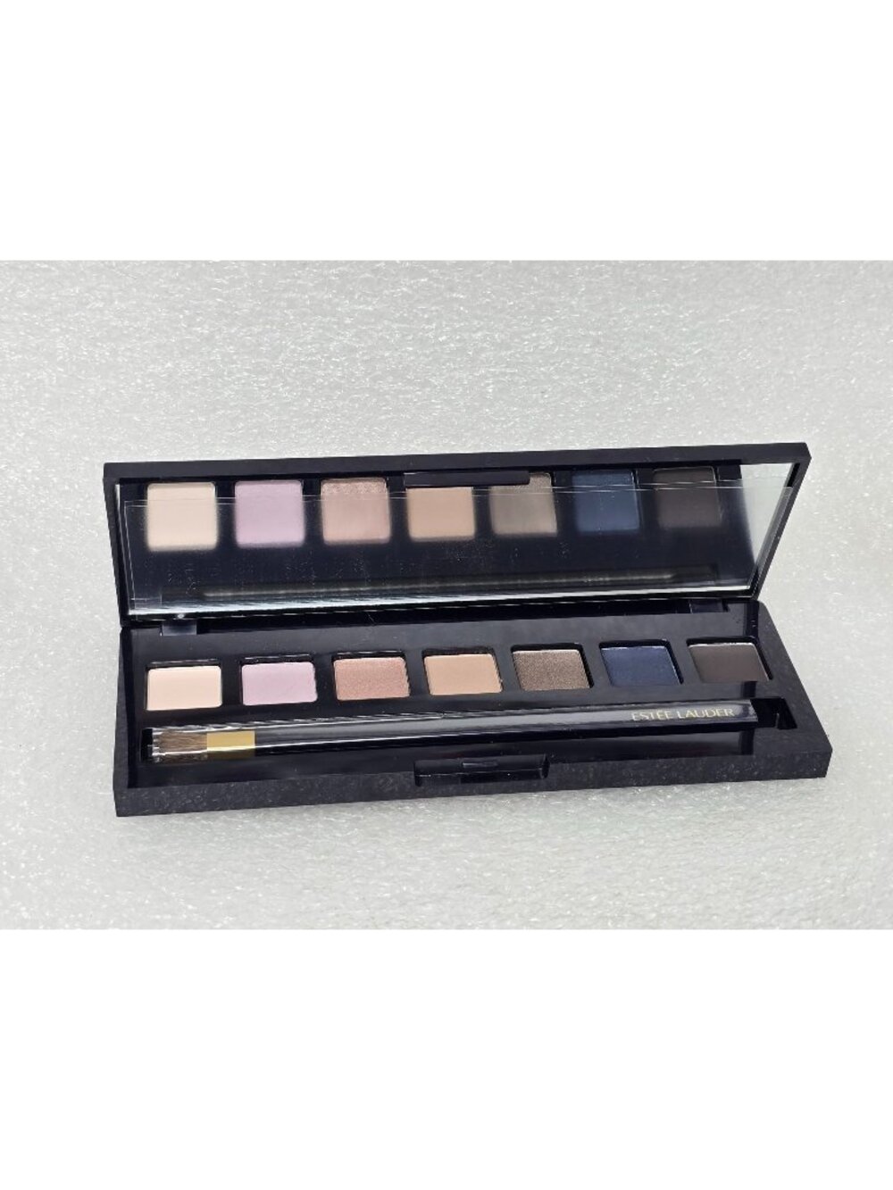 Estée Lauder Pure Color Envy Sculpting Eyeshadow Palette 7 Shades With Brush